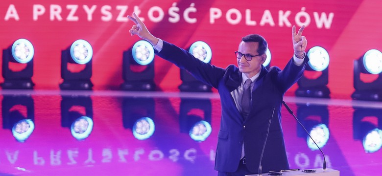 Premier w Katowicach przedstawił "teczkę Tuska"