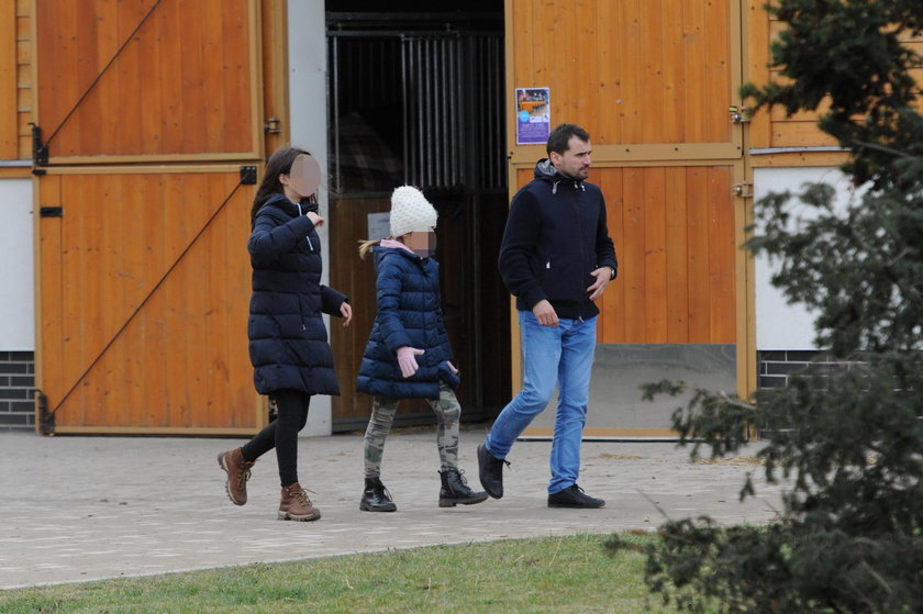 Dubieniecki spędza weekend z dziećmi na koniach w Sopocie