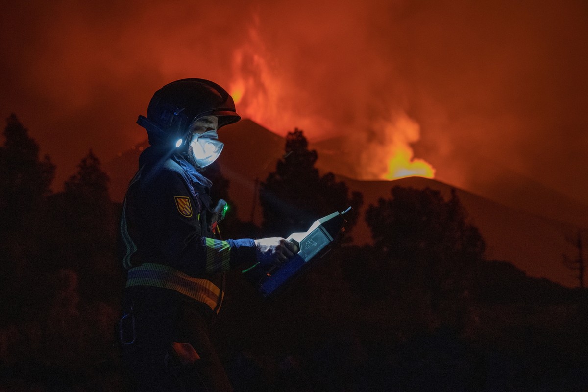 Erupcja wulkanu Cumbre Vieja