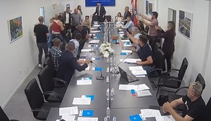 Haos u skupštini u BiH