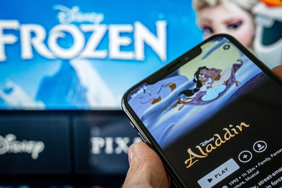 Digital TV Research przewiduje, że 2026 rok zakończy dominację Netflix i już w kolejnym zatryumfuje Disney+