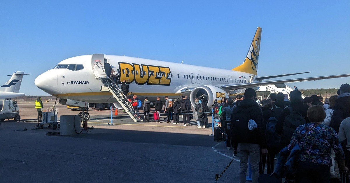 Duża rekrutacja w linii lotniczej. Można nieźle zarobić