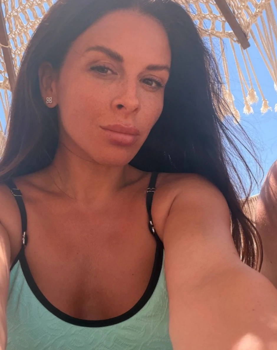 Ana Sević, objava