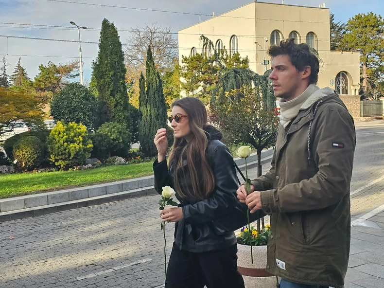 Poznati na sahrani Žarku Lauševiću