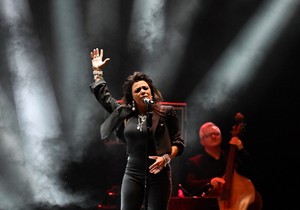 Yasmin Levy (Jasmin Levi)