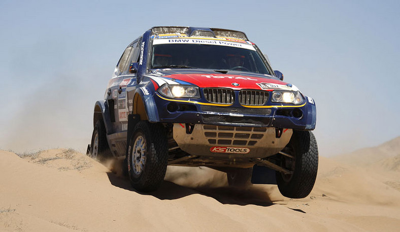 Rajd Dakar 2010: Przygoński już 8, Sonik broni honoru (12. etap na żywo, wyniki, foto)