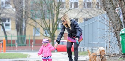 Córka Skrzyneckiej już biega! FOTO