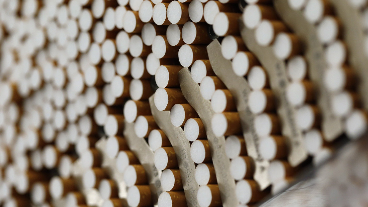 Rząd we wtorek zajmie się skargą na dyrektywę tytoniową do Trybunału Sprawiedliwości UE - poinformował w poniedziałek dziennikarzy wicepremier Janusz Piechociński. Dyrektywa zakazuje od 2016 r. sprzedaży papierosów smakowych, a od 2020 r. - mentolowych.