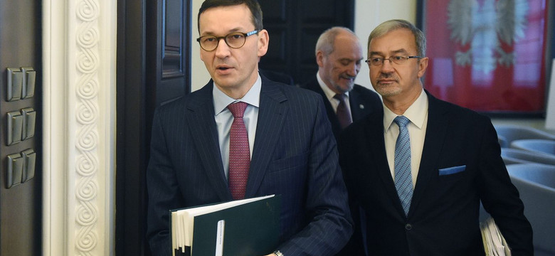 Morawiecki w TV Trwam: Idziemy wąską ścieżką, wąska Orlą Percią tatrzańską i musimy bardzo uważać, żeby nie spaść