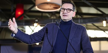 Morawiecki zaczepił Hołownię. "Spękał"