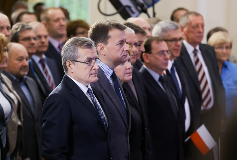 Politycy PiS podczas konwencji zjednoczeniowej polskiej prawicy. Na pierwszym planie Piotr Gliński