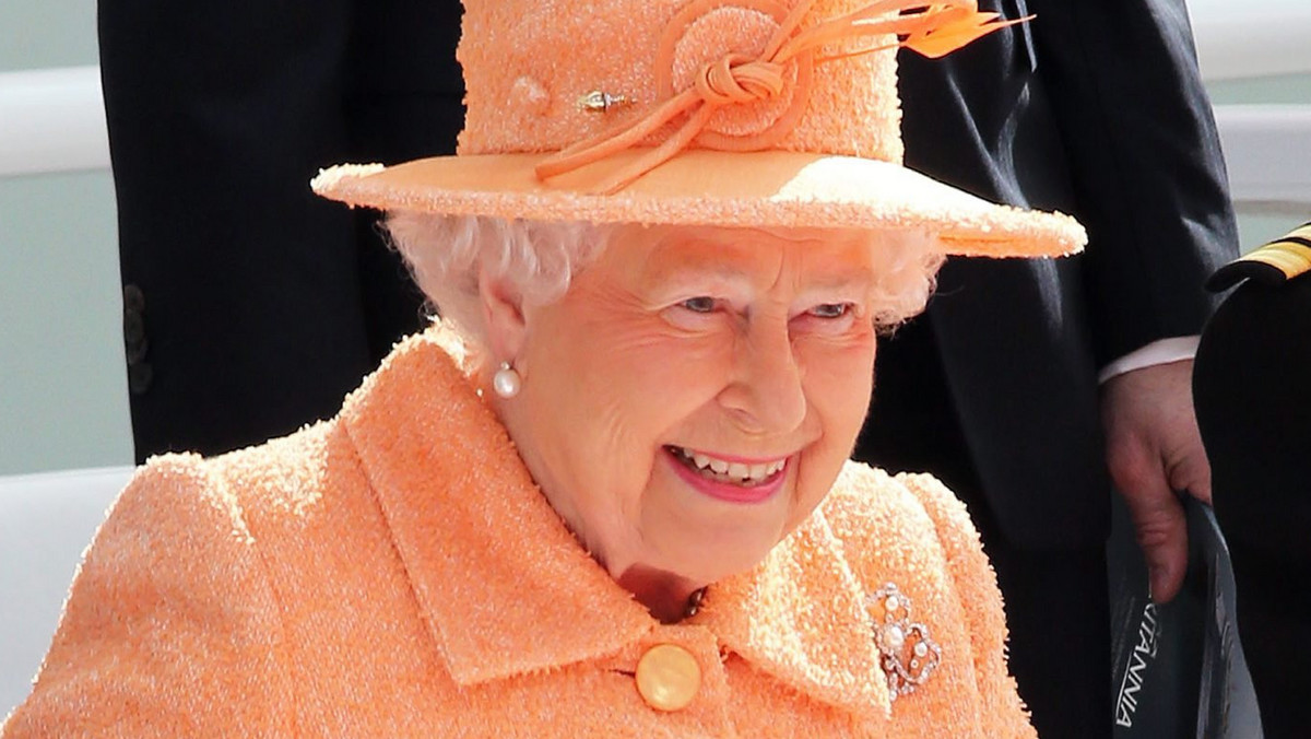 Elżbieta II w.... dresie. Tak królowa wygląda "po godzinach" [ZDJĘCIE]
