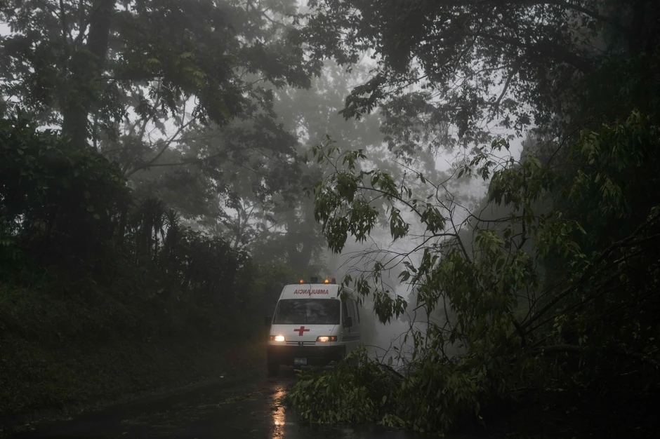 Oluja u Komasagvi, El Salvador 