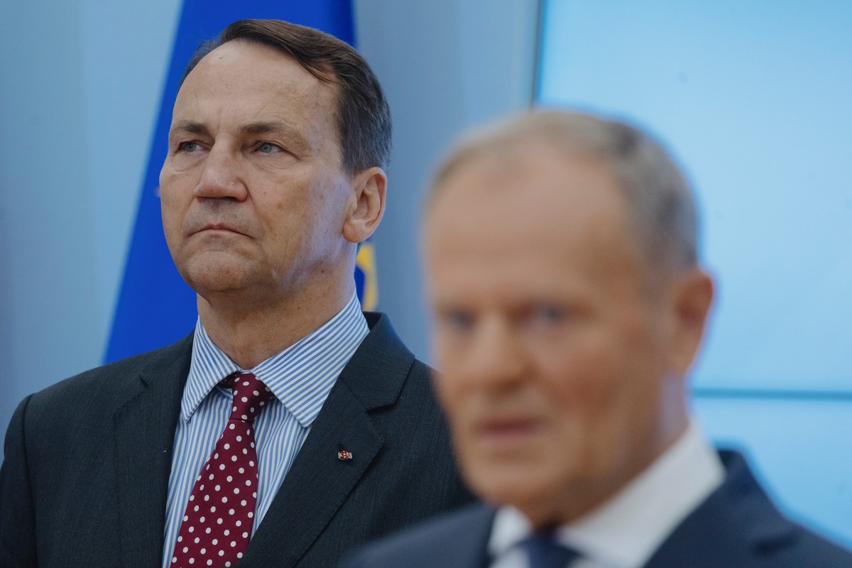 Czy Radosław Sikorski zastąpi Donalda Tuska? Polacy zabrali głos w nowym sondażu