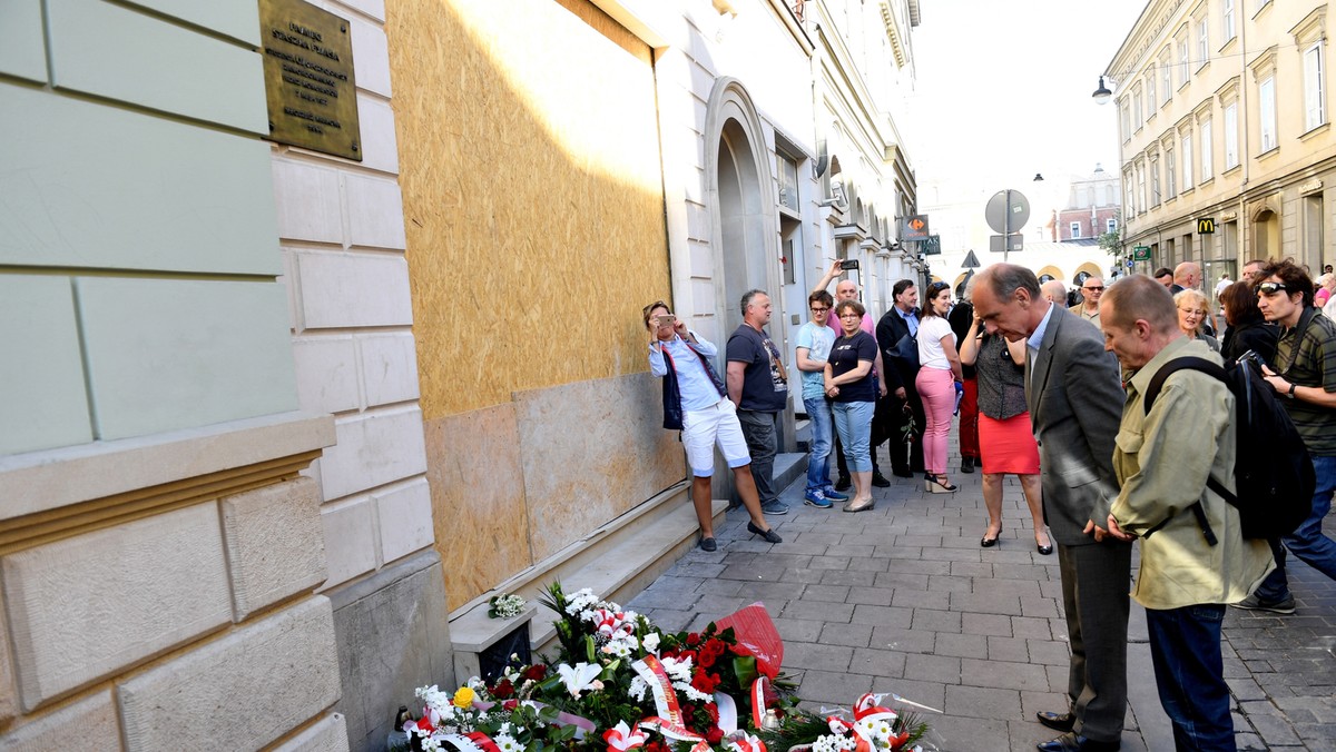 Dawni działacze antykomunistyczni uczcili dziś w Krakowie 41. rocznicę śmierci Stanisława Pyjasa. Student polonistyki, współpracownik KOR, zginął w niewyjaśnionych okolicznościach, co stało się impulsem do powstania Studenckiego Komitetu Solidarności.