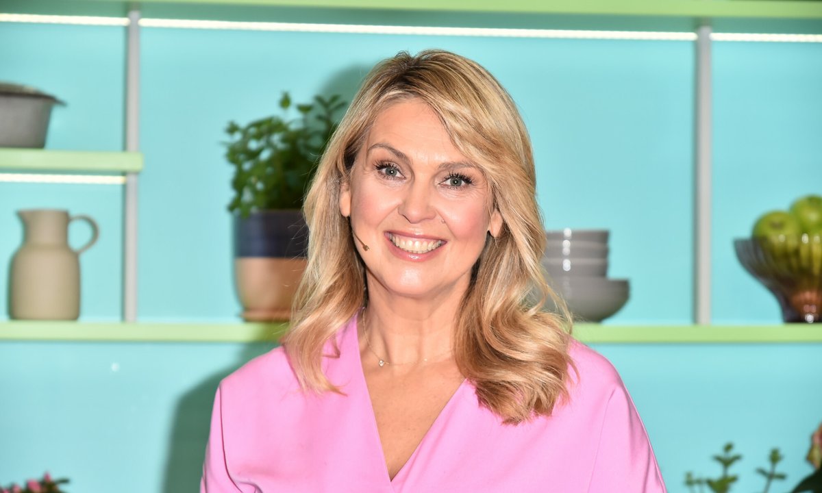 Od sukienki Ewy Wachowicz trudno oderwać wzrok. Efektowna i wygodna