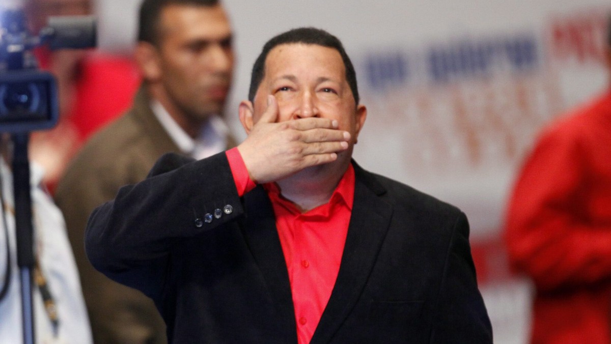 Prezydentowi Wenezueli Hugo Chavezowi usunięto na Kubie niewielką zmianę nowotworową w obrębie jamy brzusznej. Chavez jest "w dobrej kondycji fizycznej" - powiedział w parlamencie wiceprezydent Wenezueli Elias Jaua.