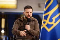 Zełenski przemówił w Davos. "Terroryści wykorzystują ten czas"