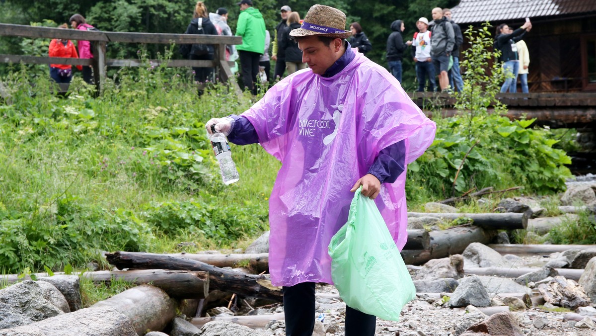 Wolontariusze po raz szósty posprzątali Tatry