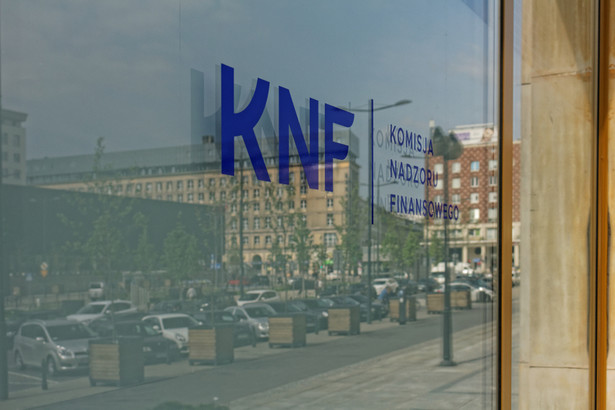 KNF: Kolejna firma na liście ostrzeżeń publicznych