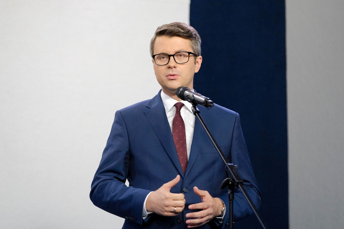 Rzecznik rządu Piotr Mueller