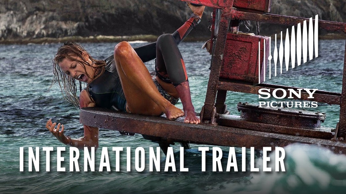 "The Shallows": Blake Lively całkiem jak w "szczękach". PIERWSZY ZWIASTUN