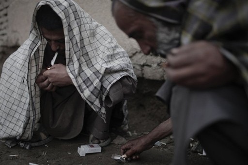 A AFGANISTAN SOCIETY ADDICTION DRUGS