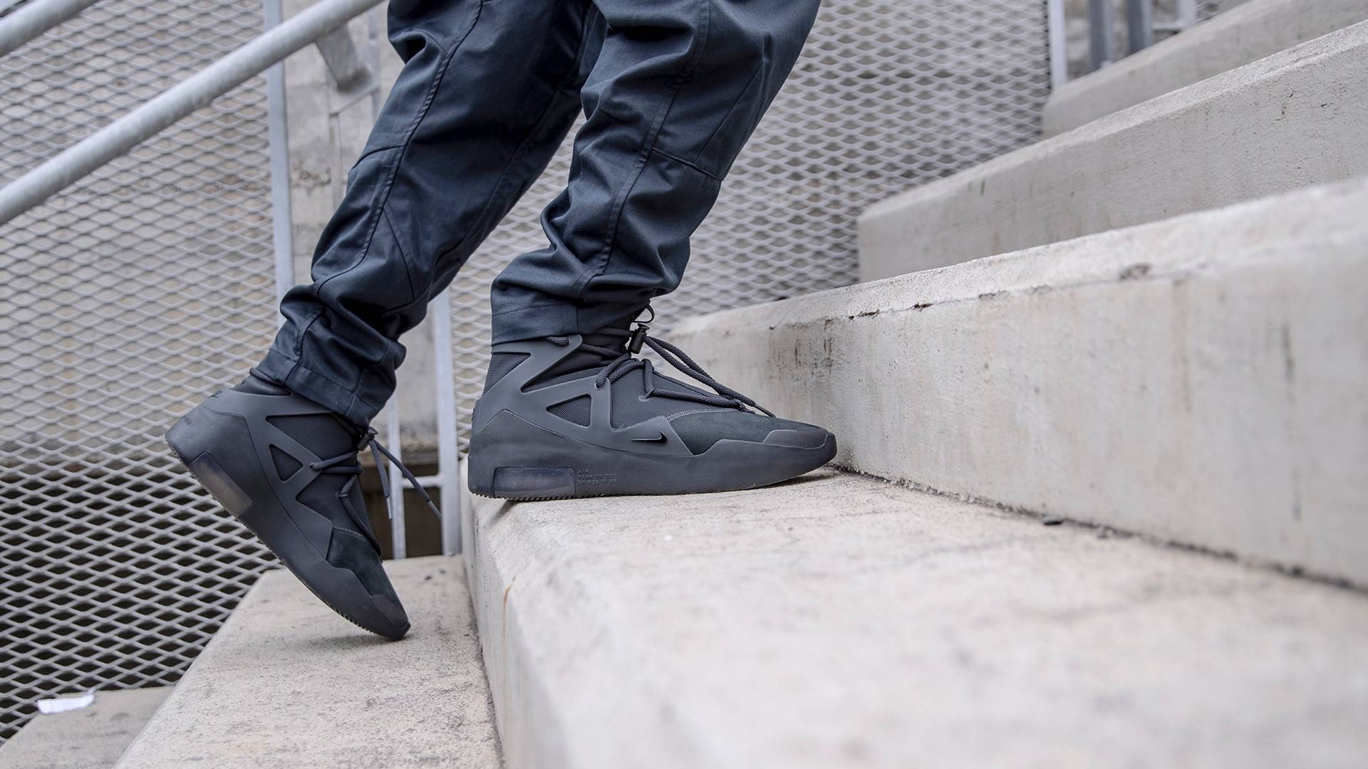 NOIZZ patika: Nike Air Fear of God 1 "Triple Black", model za koji će se čekati u redu od sabajle