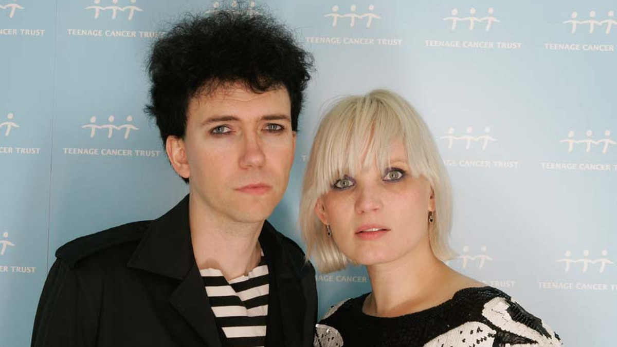 Duet The Raveonettes opublikował cały materiał z płyty "Observator". Można odsłuchać go za darmo.