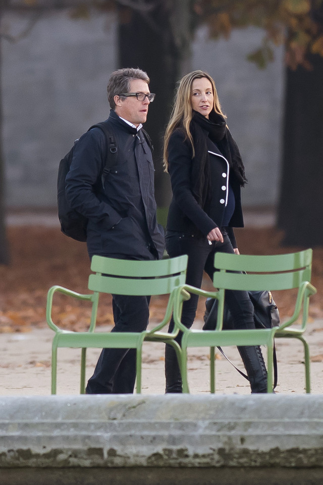  Hugh Grant i Anna Eberstein w Paryżu