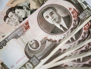 Korea Północna zakazuje używania obcych walut