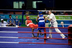 Dwóch bokserów i ich trener zakażeni koronawirusem podczas turnieju w Wielkiej Brytanii