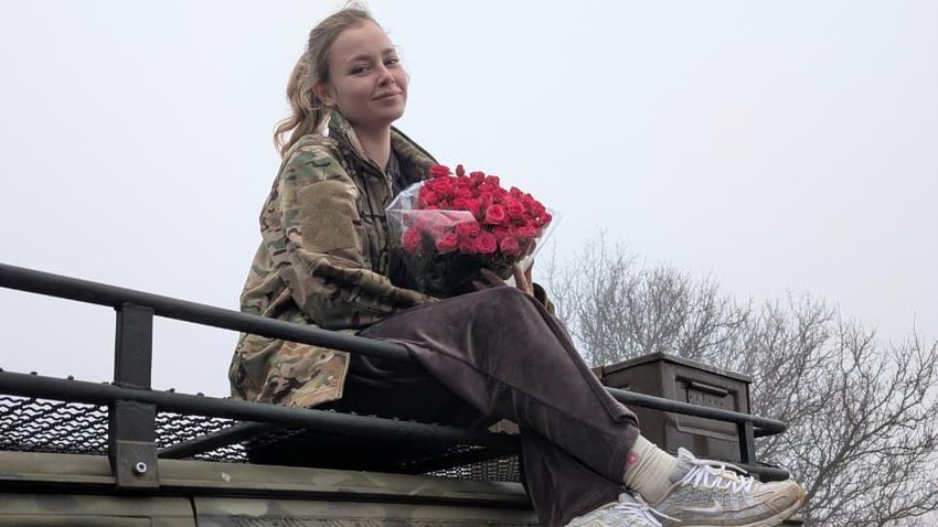 Polina oseća da su veze na daljinu teške na razne načine | Foto: BBC