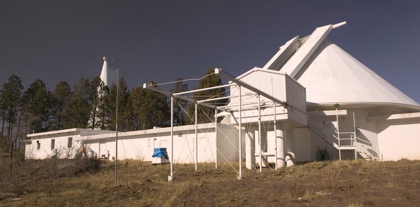 Tajemnicza ewakuacja obserwatorium słonecznego. Co się dzieje?