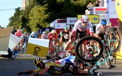 Maciej Paterski o kraksie w Katowicach:  To ryzyko wpisane w pracę sprinterów [WIDEO]