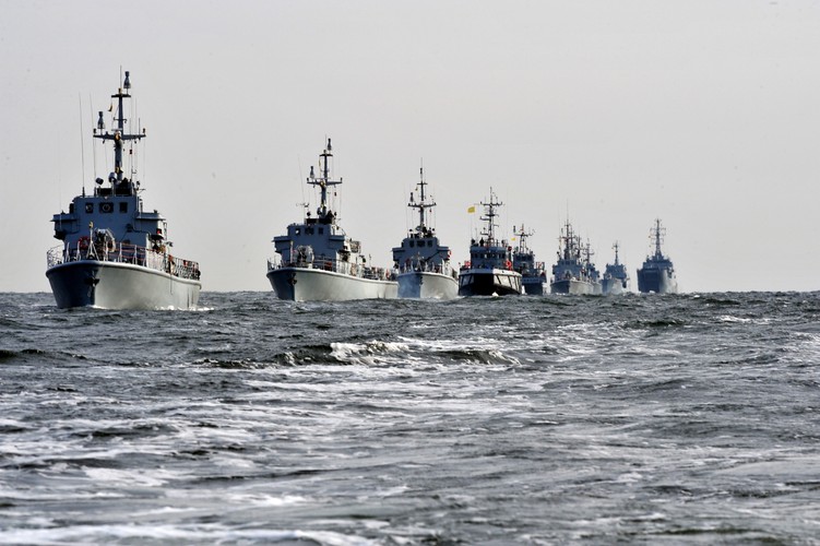 Manewry, które potrwają do piątku, mają na celu doskonalenie wyszkolenia sił FOW w działaniach zabezpieczających interesy państwa na morzu.<br><br> fot. (ukit) PAP/Marcin Bielecki