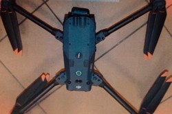 Warszawa: Dwa strzały i woreczek z wodą. Dron zniszczony, mężczyźnie grozi więzienie