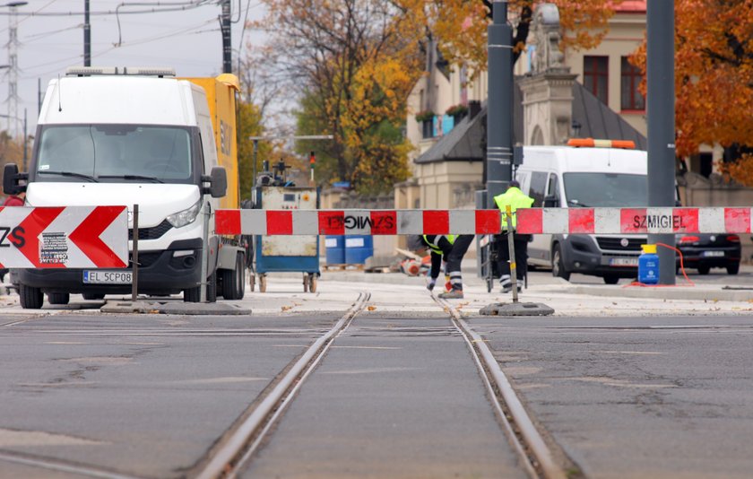 Stęskniliście się? Ruszył kolejny remont Śmigłego-Rydza. Utrudnienia w ruchu i zmiany w komunikacji miejskiej