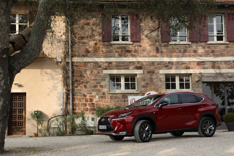 Lexus NX 200t