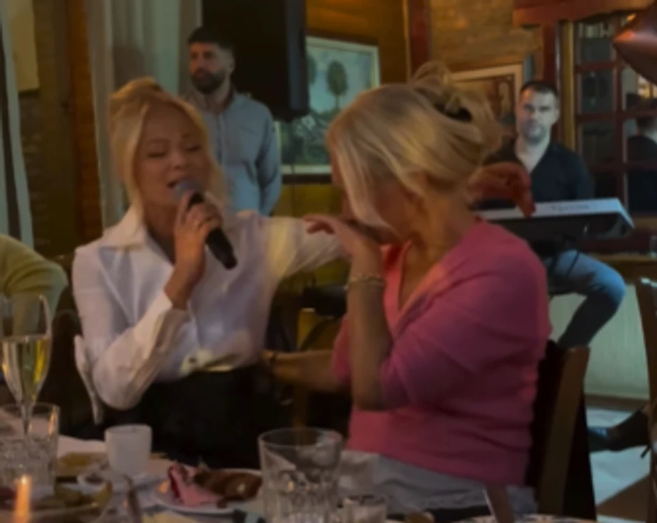 Slavlje kod Šaulića, Ilda peva, Sanela plače kao kiša