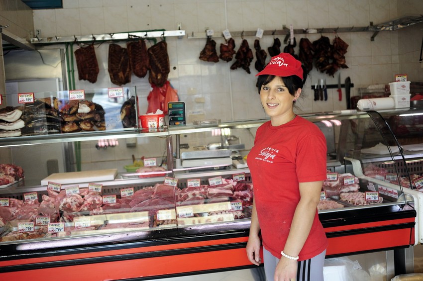 Gordana jedva izlazi na kraj sa udvaračima /Foto: D.Milenković