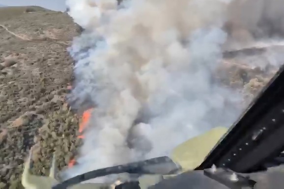 "HVALA, SRBIJO!" Španski pilot se poklonio srpskim herojima koji su uleteli u grotlo požara u Leonu (FOTO, VIDEO)