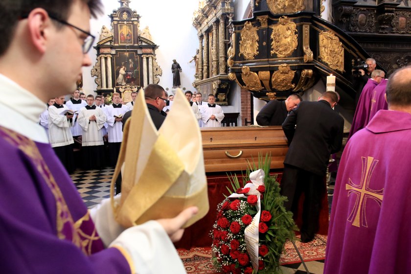 Gdańsk żegna zmarłego we wtorek abp. Tadeusza Gocłowskiego