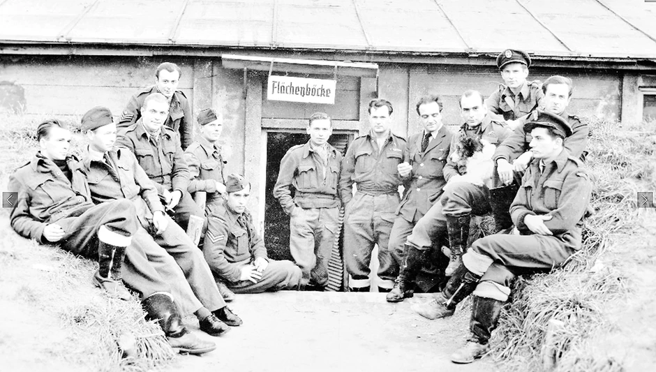 Tog poslednjeg avgustovskog dana nemirne i sumorne 1939. godine svet se stropoštao u krvavi vrtlog ubijanja, razaranja i uništavanja. Ali to nije bilo iznenađenje