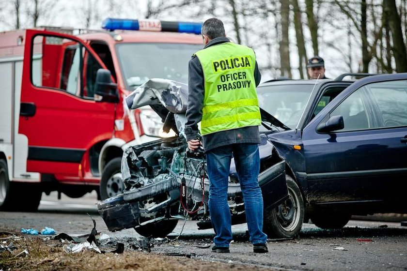 Potworne zderzenie w drodze na pogrzeb!