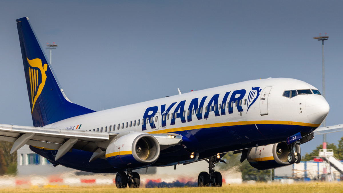 Ryanair. Dwie sytuacje alarmowe na pokładach samolotów. Wzywano ratowników