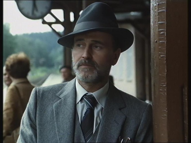 Jan Nowicki w filmie 'Wielki Szu'