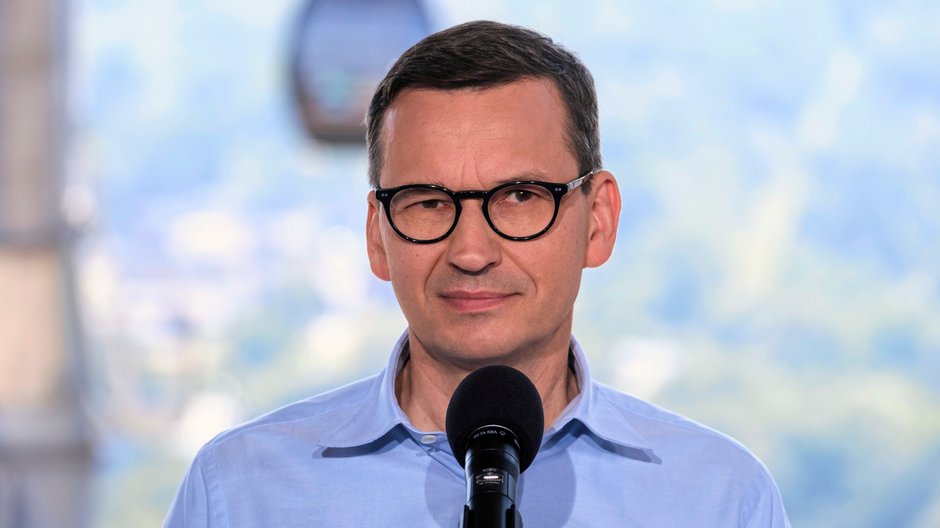 Mateusz Morawiecki podczas otwarcia kolejki gondolowej nad zalewem w Solinie (01.07.2022)