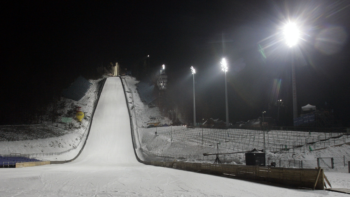 W kalendarzach konkursów skoków narciarskich, od lat znajduje się Wielka Krokiew w Zakopanem. Niedługo przyjdzie czas na jej modernizację - informuje skijumping.pl.