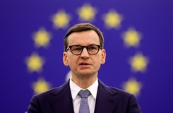 Morawiecki: W razie próby szantażu finansowego będziemy reagować
